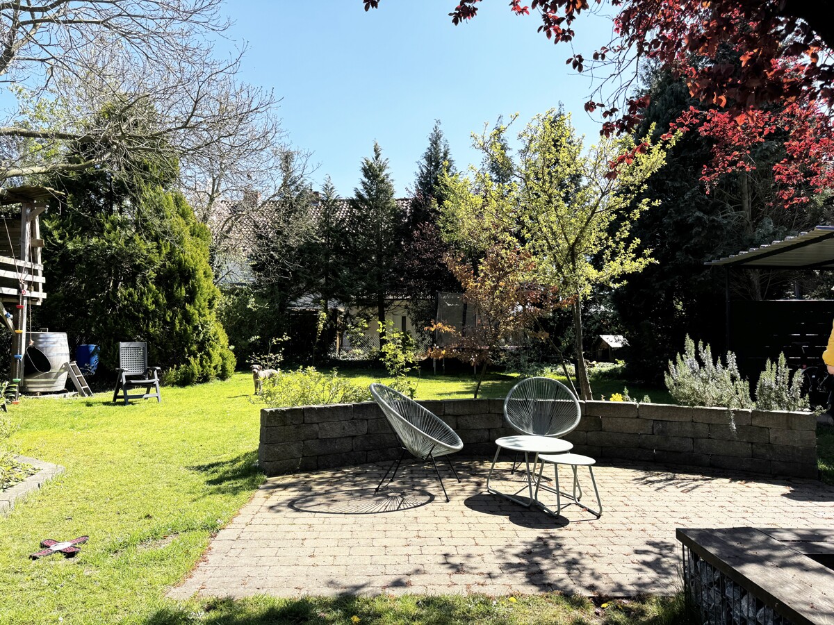 Bild - Kernsaniert & zentral gelegen: Doppelhaushälfte in gefragter Wohnlage von Heukamps Tannen!