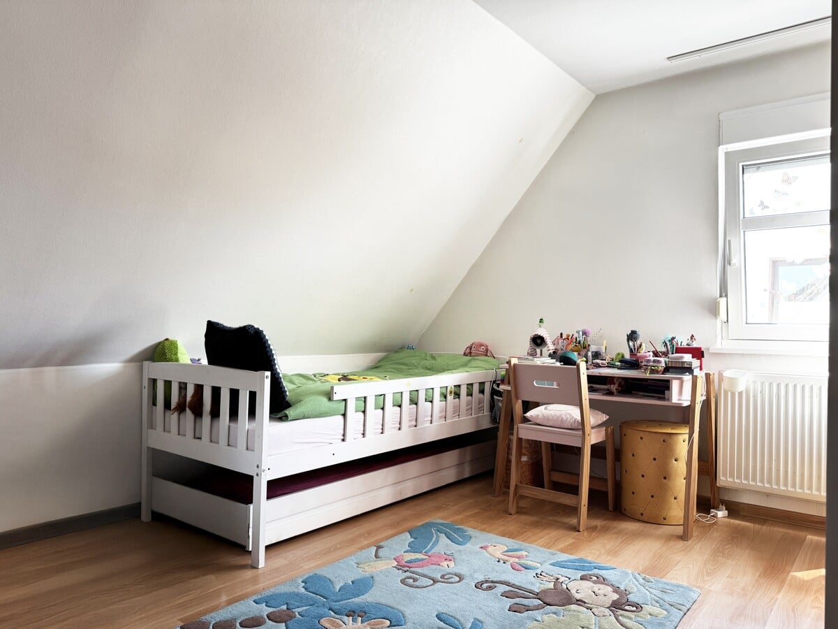 Bild - Kernsaniert & zentral gelegen: Doppelhaushälfte in gefragter Wohnlage von Heukamps Tannen!