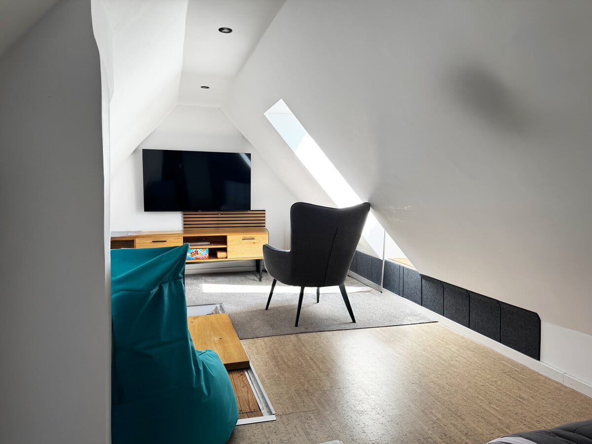 Bild - Kernsaniert & zentral gelegen: Doppelhaushälfte in gefragter Wohnlage von Heukamps Tannen!