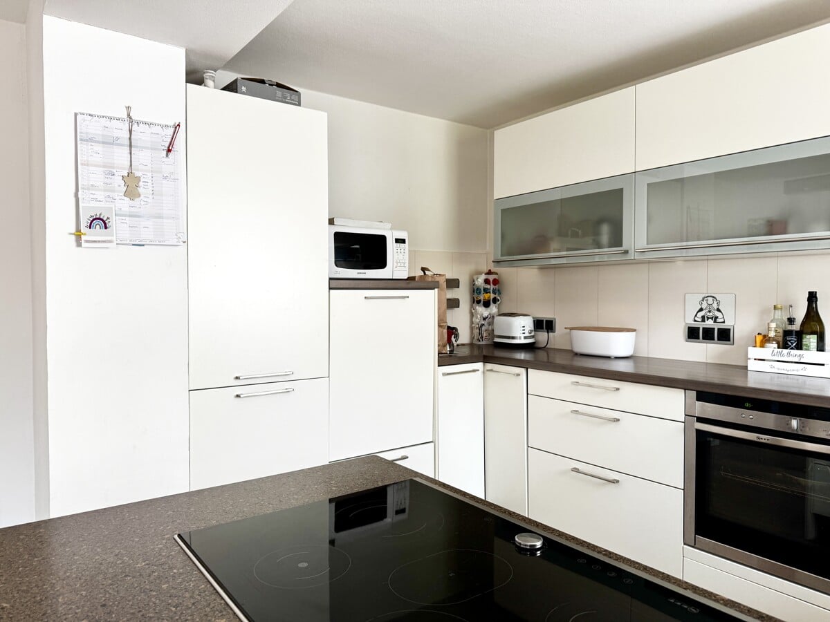 Bild - Kernsaniert & zentral gelegen: Doppelhaushälfte in gefragter Wohnlage von Heukamps Tannen!