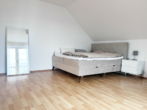 Bild - Helle 2-Zimmer-Wohnung im Dachgeschoss in zentraler Lage von Lingen! Einbauküche, Loggia uvm.
