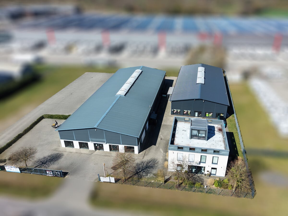 Bild - Vollvermietetes Gewerbeareal in Wietmarschen-Lohne – Moderne Hallen & Bürokomplex mit Ausbaureserve!