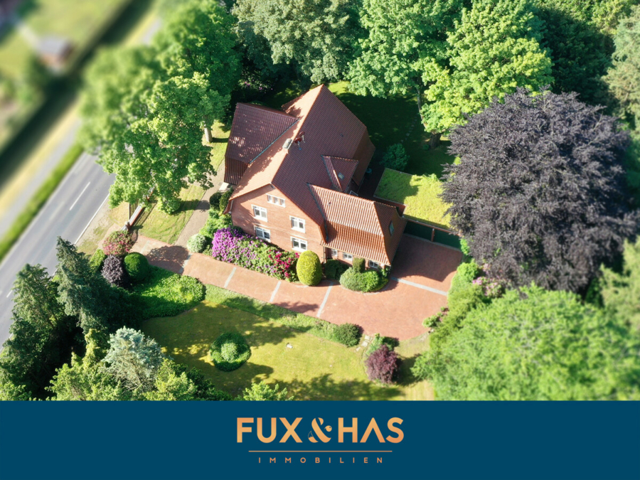 Wohnen Sie noch oder residieren Sie schon? Ein wunderschönes Anwesen in Holte-Lastrup erwartet Sie!, 49774 Lähden / Holte, Villa
