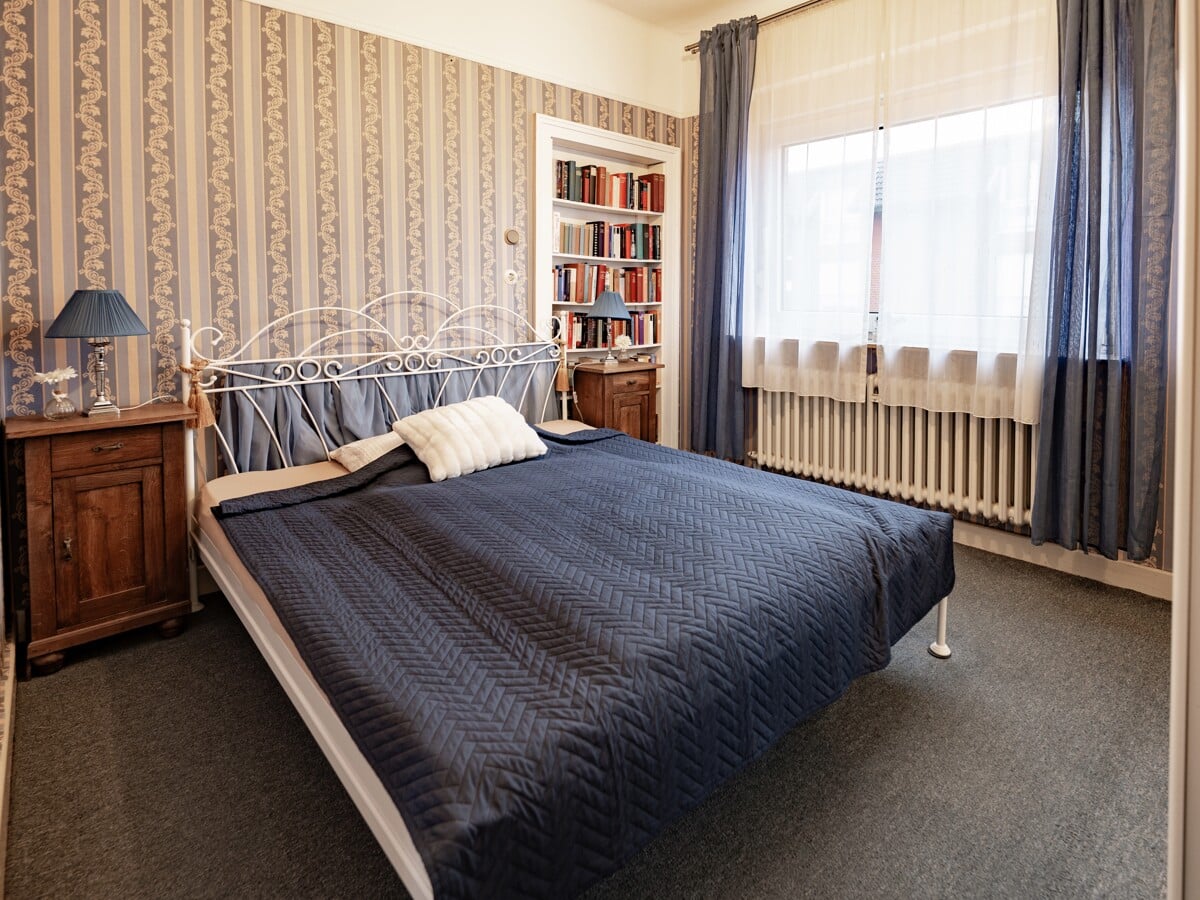 Bild - Stadtvilla mit Altbau-Charme: Fernblick und Top-Lage in Bad Bentheim!