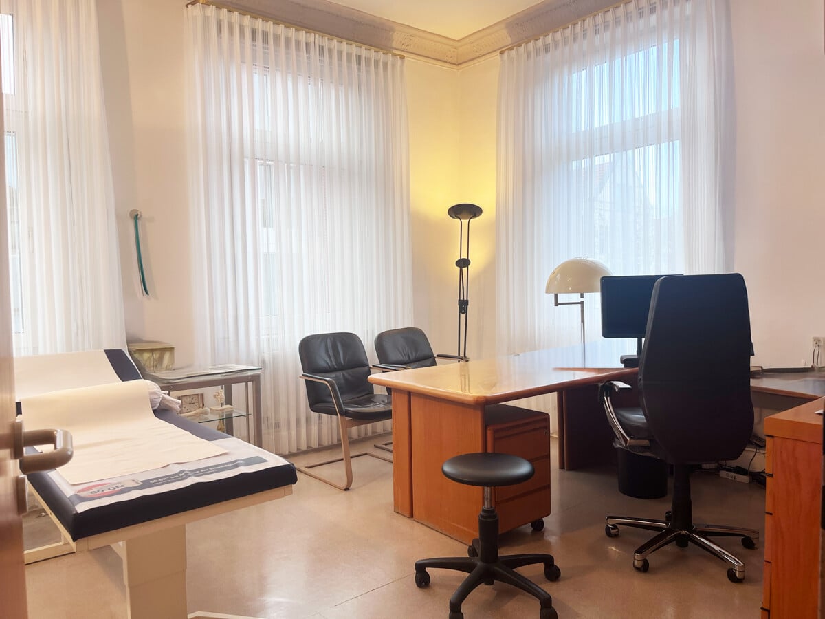 Bild - Im Lingener Mittelpunkt: Praxisfläche direkt am Markt!