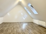 Bild - Mitten im Geschehen: renovierte 3-Zimmer-Dachgeschosswohnung in der Fußgängerzone!