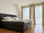 Dachgeschoss links - Wohnen. Vermieten. Profitieren – Zentrales Mehrfamilienhaus in Lingen!