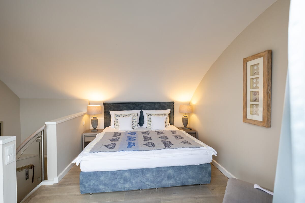 Bild - Nordsee im Blick, Rendite im Fokus – Exklusive Maisonette mit Nordseeblick in List auf Sylt!